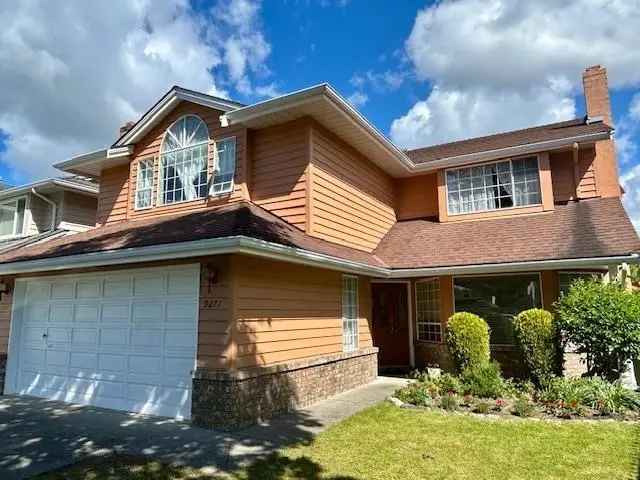 5 Bedroom Family Home in Garden City Richmond
