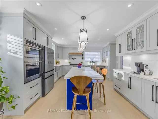 Spacious Family Home Modern Kitchen Solarium Quiet Neighborhood