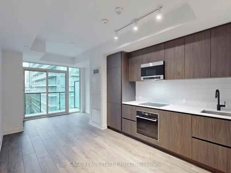 Condo For Rent in Toronto, Ontario