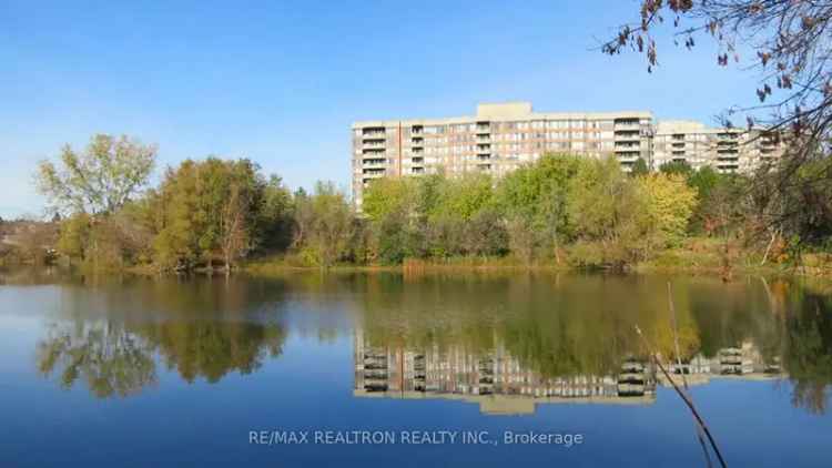 Condo For Sale in Markham, Ontario