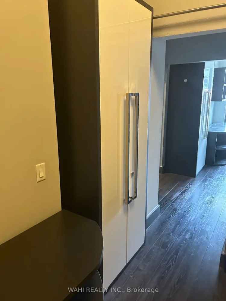 Condo For Sale in Waterloo, Ontario