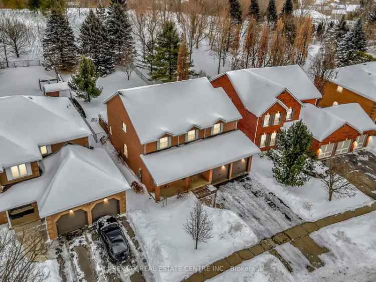 All Brick Custom Home in Desirable Neighbourhood