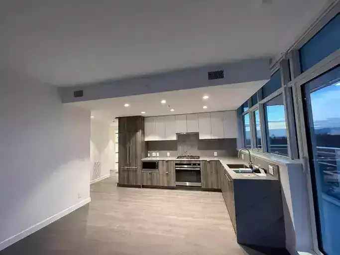 Rent High Floor Unit in Coquitlam with Stunning City and Mountain Views