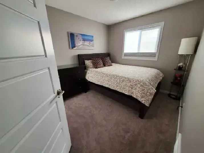 Room for rent in Heritage Valley (females preferred)