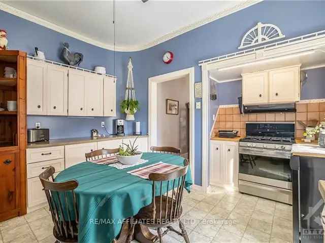 House For Sale in Rideau Lakes, Ontario