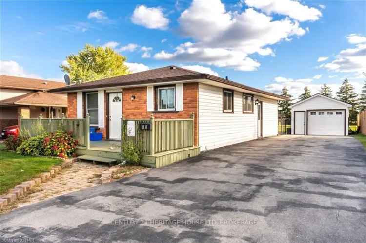 4 Bedroom 2 Bathroom Bungalow Family Home in Welland