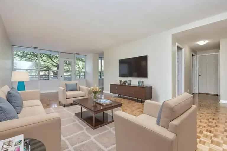 Champlain Towers Luxury Suites in Rockcliffe Park Ottawa