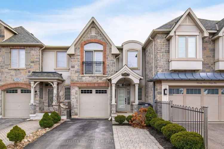 Stunning 3-Bed 4-Bath Townhome Near Oakville Trafalgar Hospital