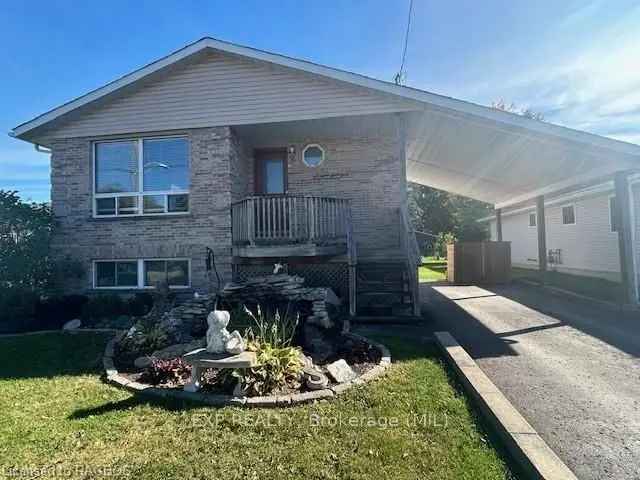 Solid 3 Bed 2 Bath Raised Bungalow Family Home