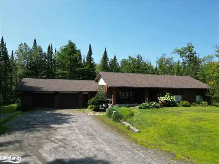 House For Sale in Huntsville, Ontario