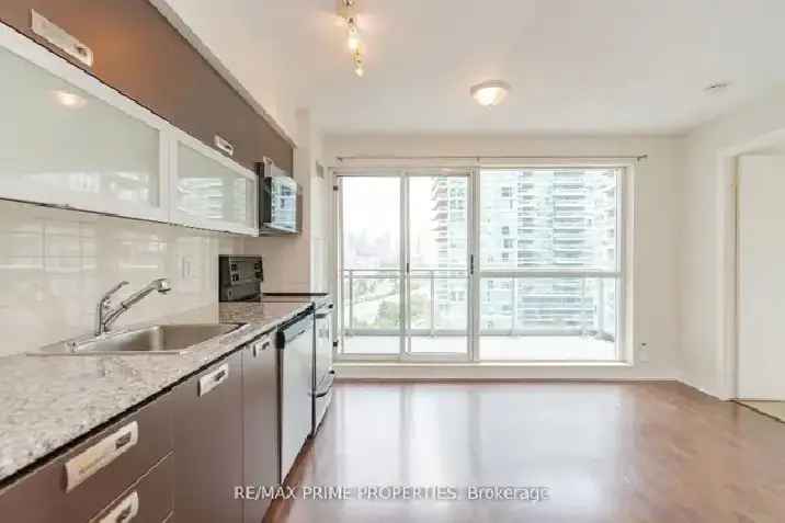 Luxury 1BR Condo in the Heart of Liberty Village For Rent