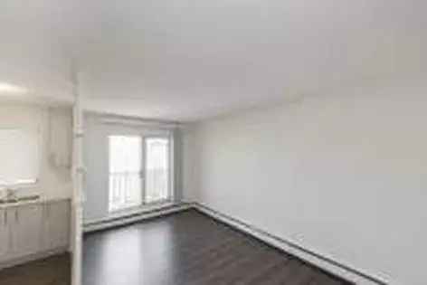 1 room apartment of 42 m² in Calgary