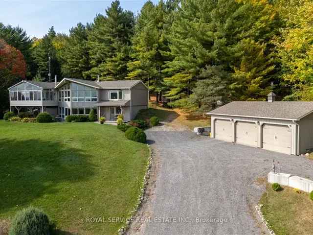 3-Bedroom Raised Bungalow w Pool Hot Tub 3-Car Garage