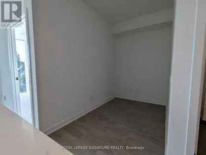 1 Bedroom 156m² Apartment in Port Credit Mississauga