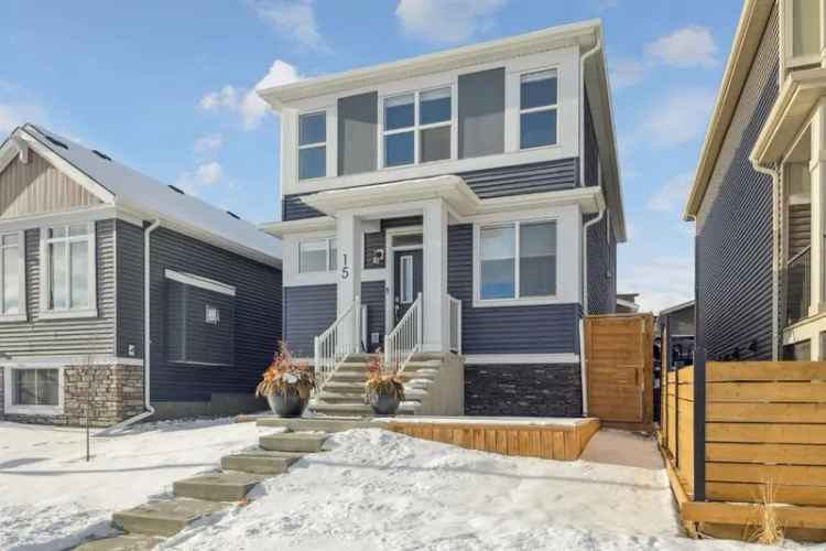 House For Sale in Calgary, Alberta