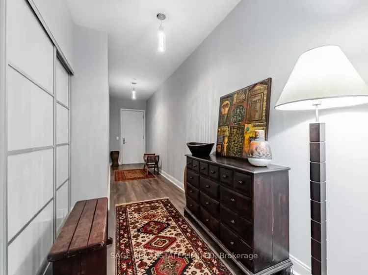 House For Sale in 1, Scott Street, Toronto, Ontario