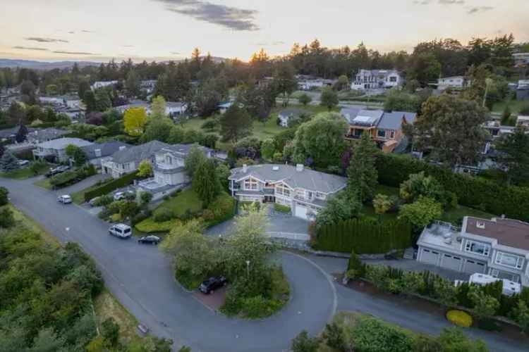 Buy Luxurious Home in Saanich with Garden Oasis Features