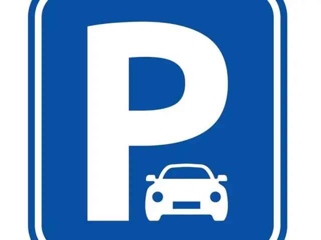 Parking space For Sale in Toronto, Ontario