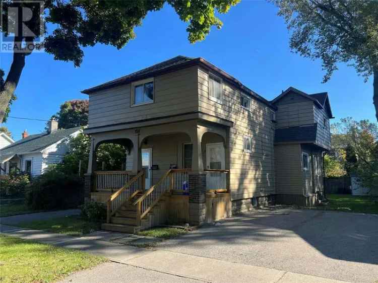 9-Room Duplex Investment Opportunity