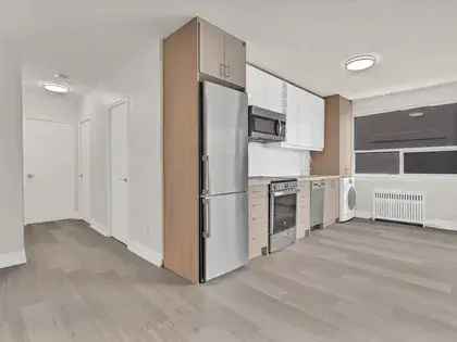 2 rooms apartment of 361 m² in Toronto