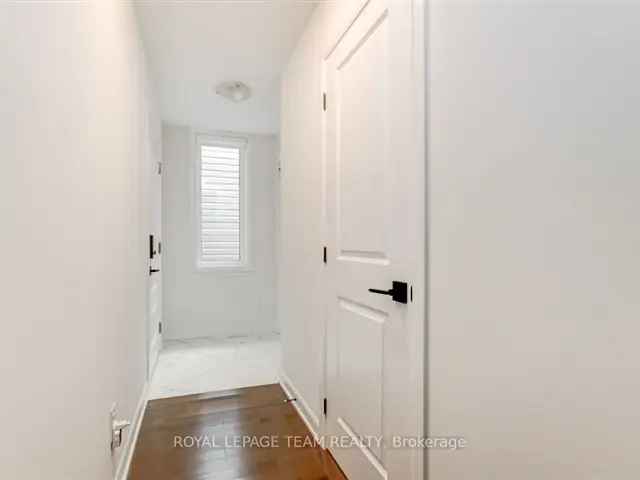 House For Sale in 218, Calvington Avenue, Ottawa, Ontario