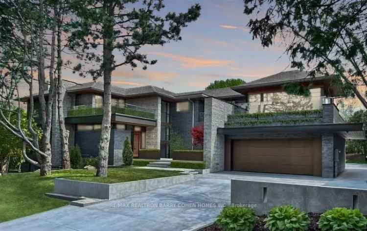 House For Sale in Toronto, Ontario