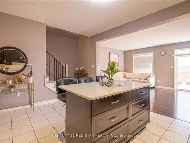 2019 Built Guelph Townhouse 3 Bed 3 Bath 1666 Sq Ft