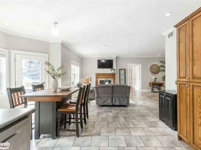 Charming Creemore Bungalow 3 Bed 2 Bath New Roof Furnace