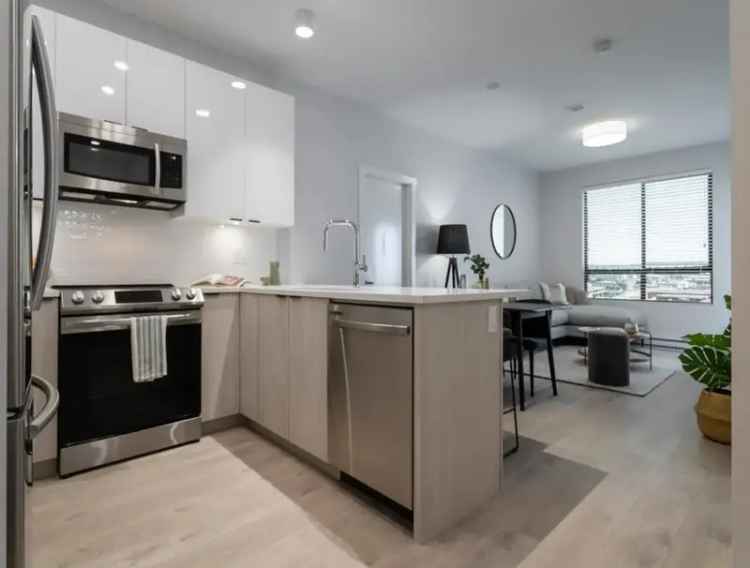 Surrey Condo for Sale: 1 Bed 1 Bath in Galilea