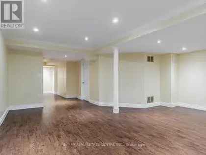 3 rooms apartment of 298 m² in Mississauga