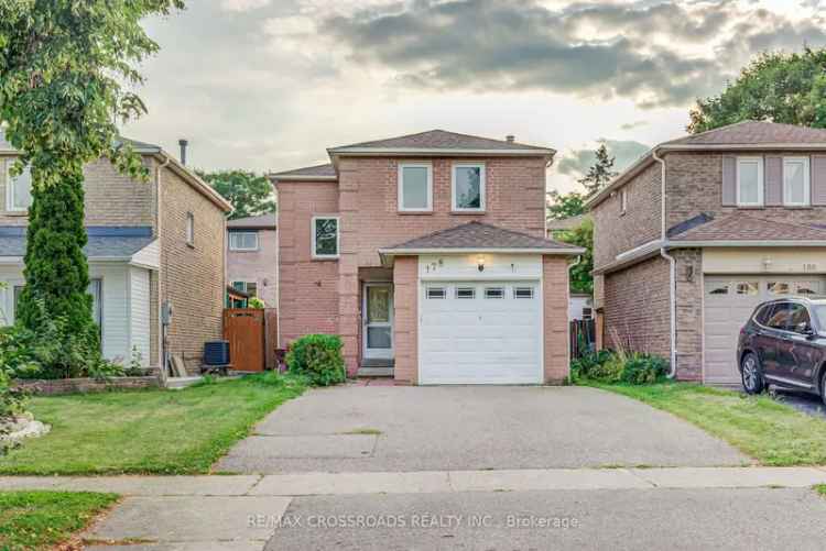 House For Sale in Ajax, Ontario