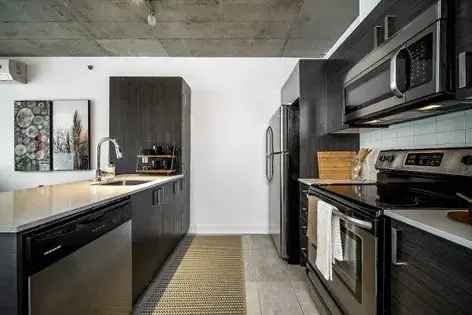 1 room apartment of 57 m² in Montreal