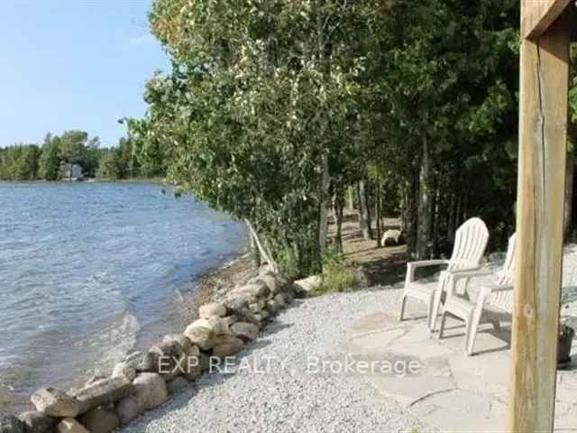 Luxury Miller Lake Waterfront Cottage Rental