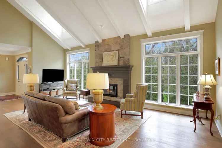 Bungalow Loft Peaceful Country Living City Convenience