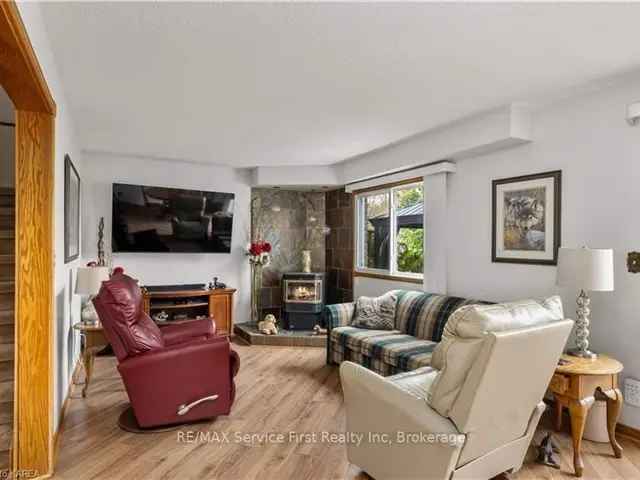 House For Sale in Kingston, Ontario