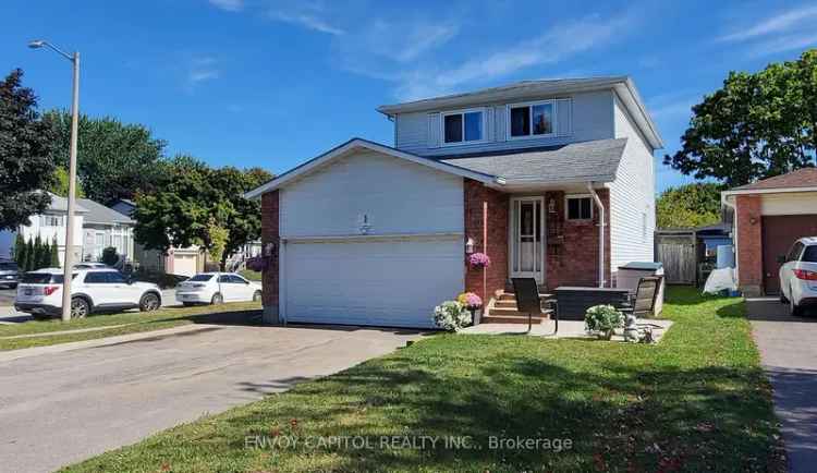 House For Sale in Barrie, Ontario