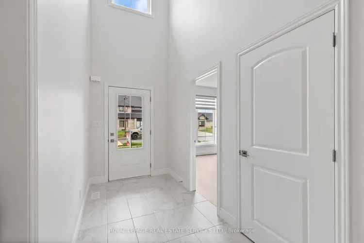 Modern Ranch Townhome 2320 sq ft 2+2 Beds 3 Baths