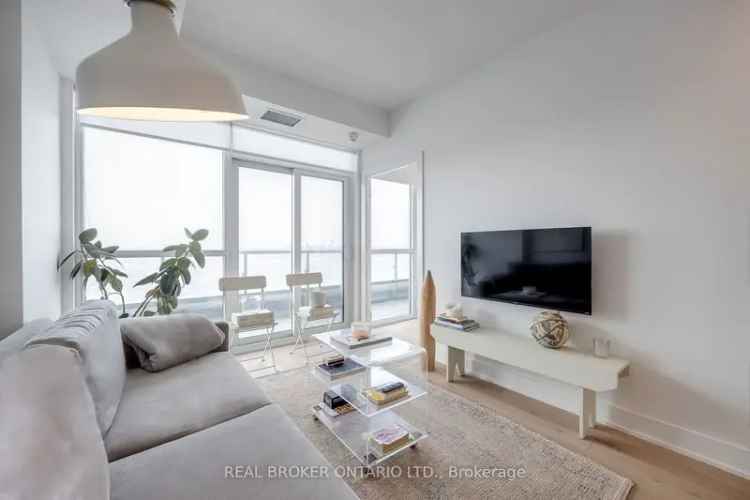 Condo For Sale in 181, Bedford Road, Toronto, Ontario