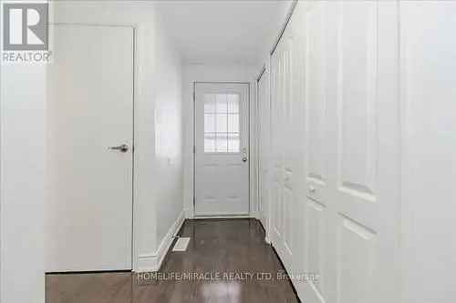 For Sale Beautifully Renovated Townhouse in Northview Cambridge Ontario