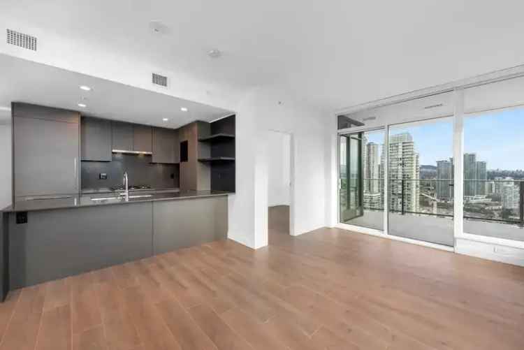 Rent Apartment in Burnaby with Spacious Balcony and Modern Amenities