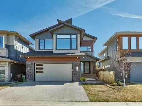 Luxury Keswick Home 2600+ Sq Ft Modern Gourmet Kitchen