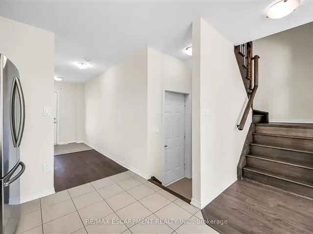 Stylish 3-Bedroom Townhome in Avalon - Family Friendly