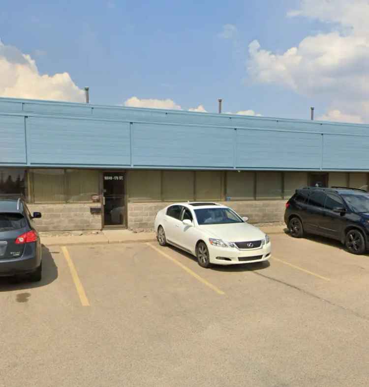 Commercial property For Rent in Edmonton, Alberta