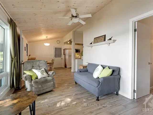 Lakeside Cottage near Water with Bunkie - 2 Bedrooms