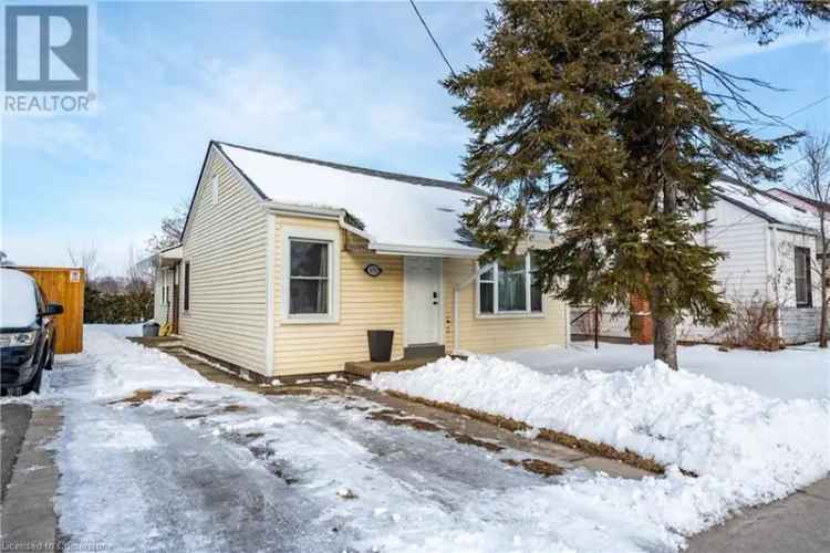 Hamilton Mountain Bungalow 3 Bed 1 Bath 1025 sq ft