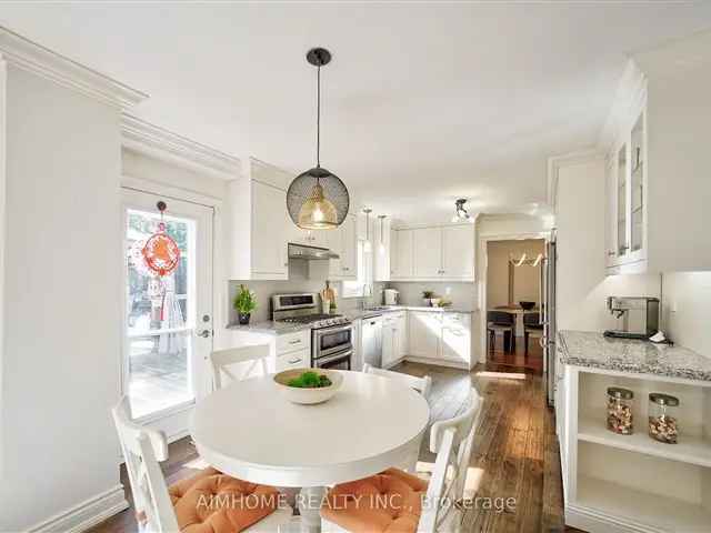 Renovated 3000 Sq Ft Markham Home - 4 1 Beds 5 Baths Pool