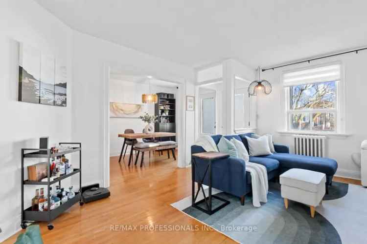 4+1 Bedroom Detached Home with Finished Basement and 5 Parking Spots