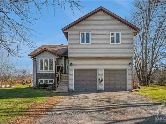 Stunning Multi Level Side Split Family Home Near Town