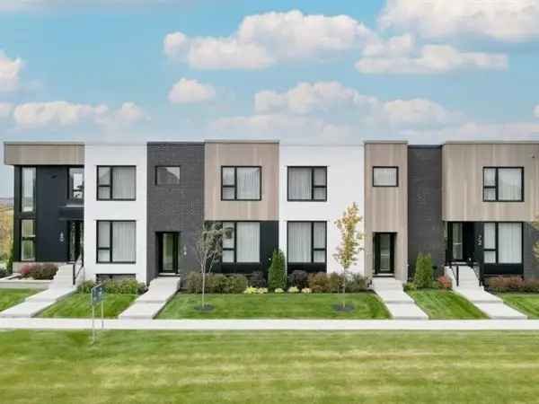Two Storey Townhome For Sale Montérégie