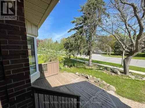 House For Sale In Barrie, Ontario